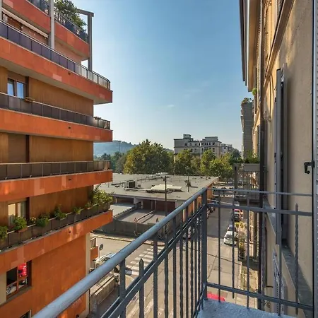 Casa Ines Di Fronte Al Valentino Apartman Torino