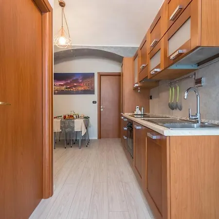 Apartman Casa Ines Di Fronte Al Valentino *