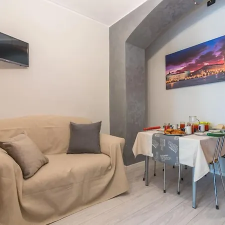 Casa Ines Di Fronte Al Valentino Turin
