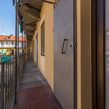 Casa Ines Di Fronte Al Valentino Turin