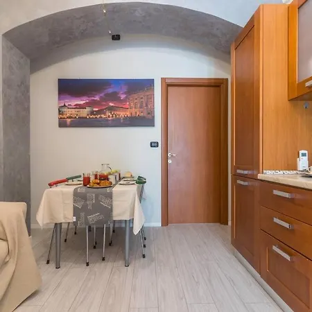 Casa Ines Di Fronte Al Valentino Apartment Turin