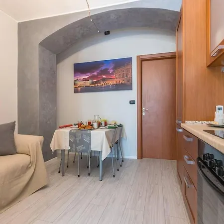 Casa Ines Di Fronte Al Valentino *